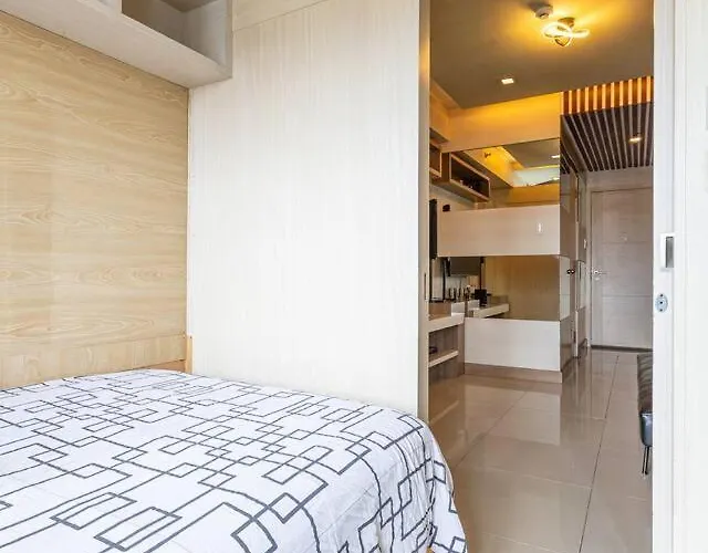 2br At Moa - 14th Floor -sleeps 6 - Sea Residences Manila