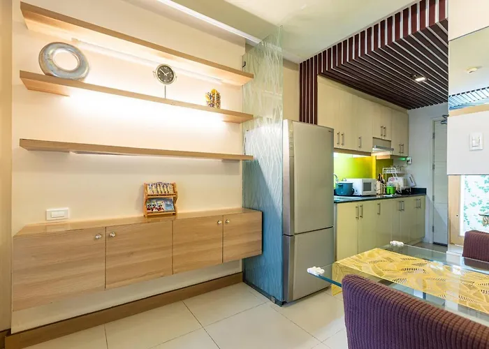 2br At Moa - 14th Floor -sleeps 6 - Sea Residences Apartment *