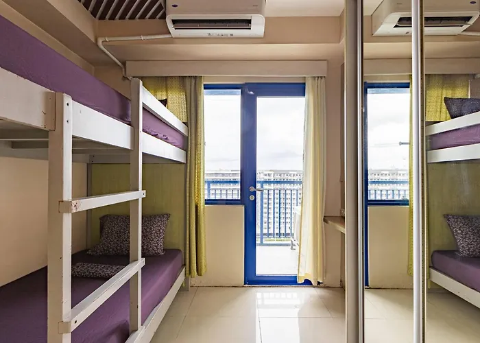 Apartment 2br At Moa - 14th Floor -sleeps 6 - Sea Residences Manila