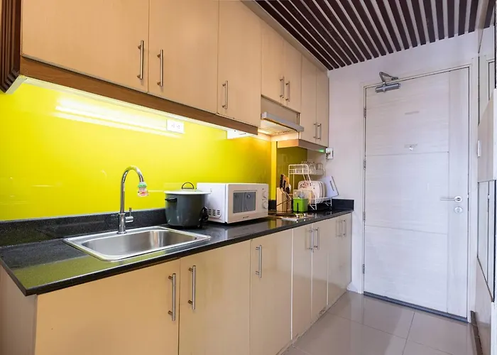 2br At Moa - 14th Floor -sleeps 6 - Sea Residences