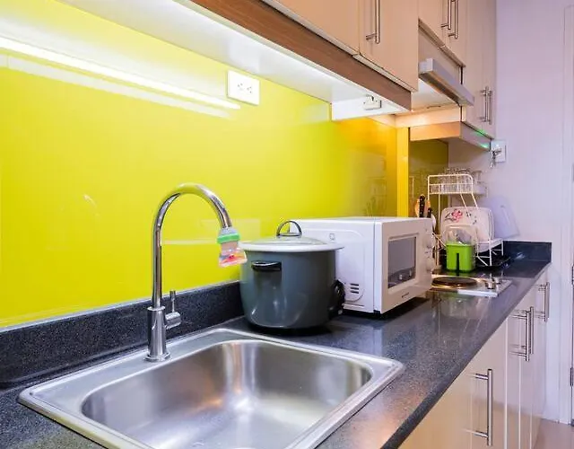 2br At Moa - 14th Floor -sleeps 6 - Sea Residences Apartment