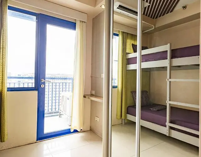 2br At Moa - 14th Floor -sleeps 6 - Sea Residences Manila