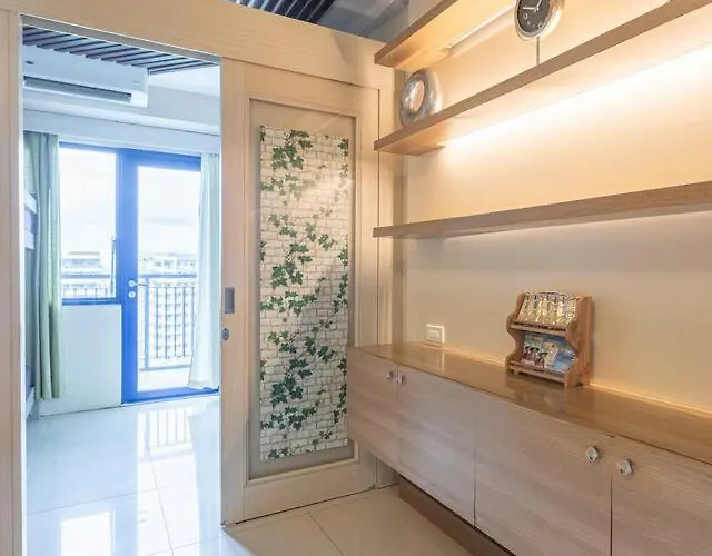 Apartment 2br At Moa - 14th Floor -sleeps 6 - Sea Residences Manila