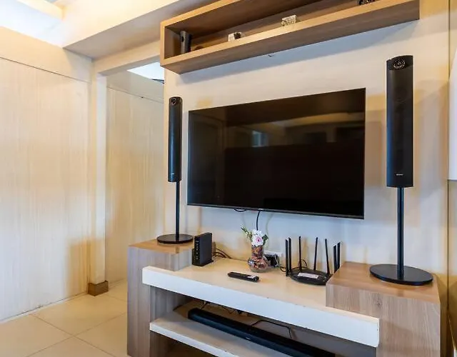 2br At Moa - 14th Floor -sleeps 6 - Sea Residences Manila