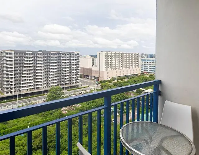 2br At Moa - 14th Floor -sleeps 6 - Sea Residences Apartment Manila